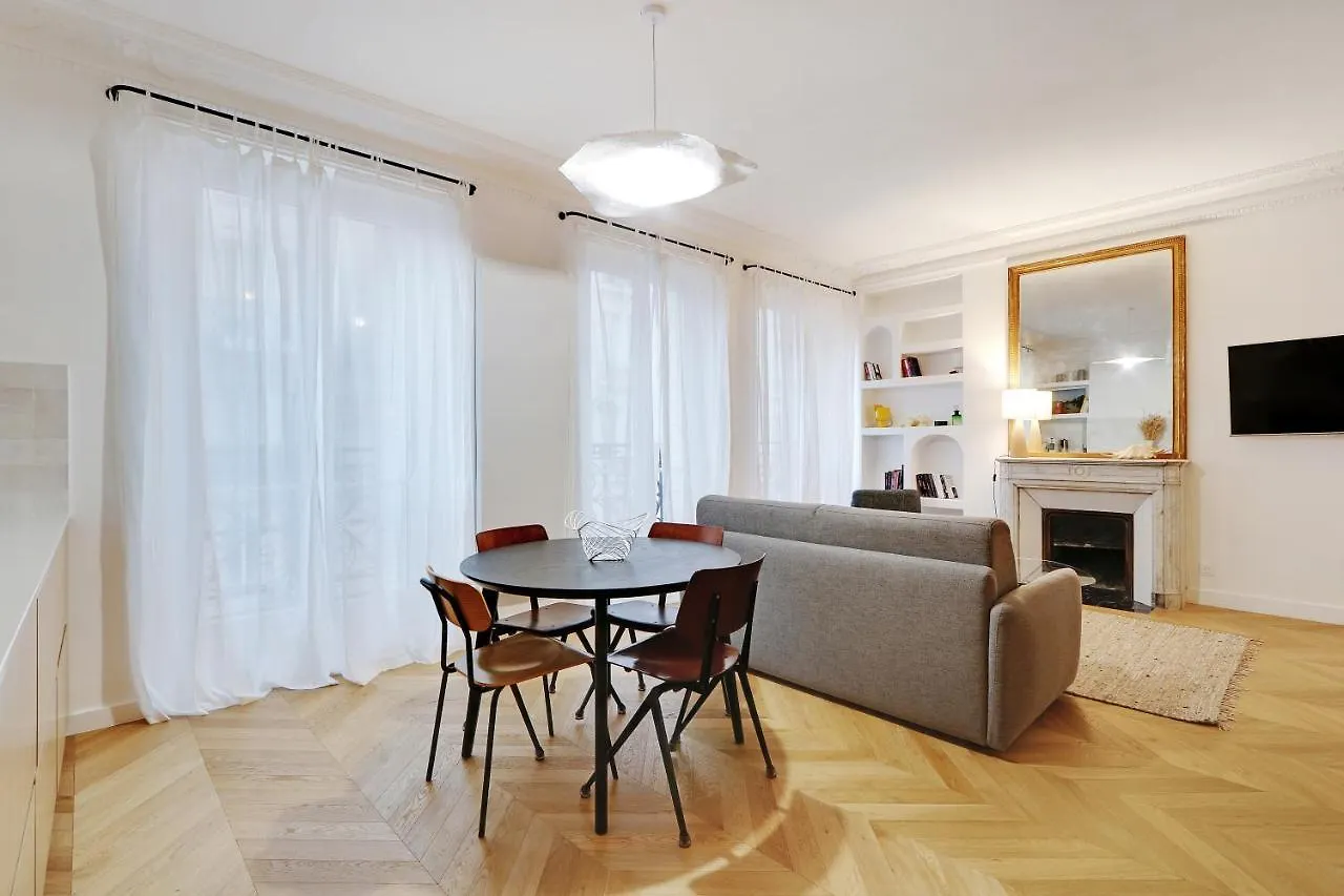 Pick A Flat\'S Apartment In Saint Germain Des Pres - Rue De Montfaucon contacts