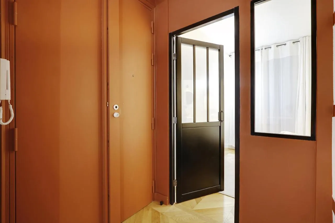 Pick A Flat'S Apartment In Saint Germain Des Pres - Rue De Montfaucon Paris