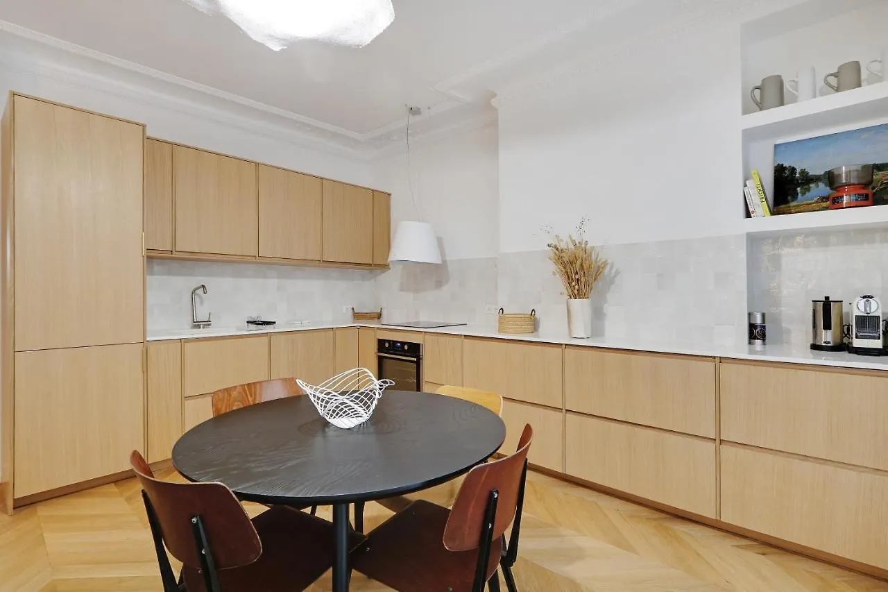 Pick A Flat'S Apartment In Saint Germain Des Pres - Rue De Montfaucon Paris