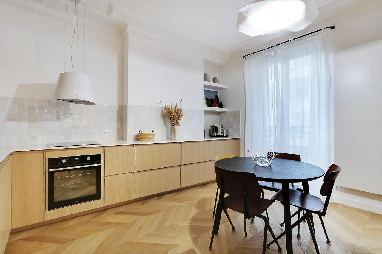 Pick A Flat'S Apartment In Saint Germain Des Pres - Rue De Montfaucon Paris